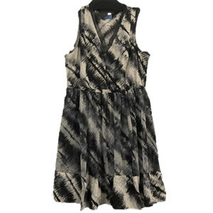 Simply Vera Vera Wang Women’s V Neck Ombré Sleeveless Dress